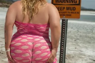 NOW OFFERING MASSAGES! 💦 HIGHL... - Image 2