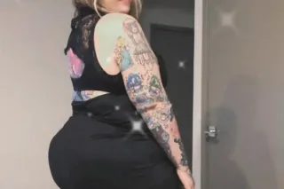 BBW Big Booty Thick PAWG MILF Gamer - Image 6