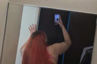 TALL CURVY BADDIE📲🐱 - Image 1